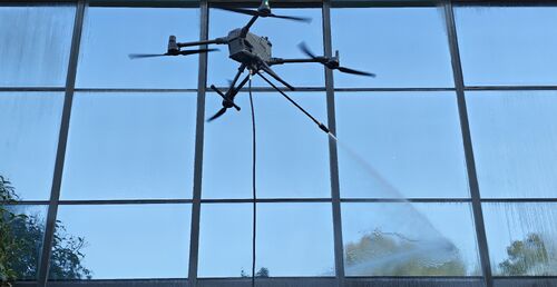 Latest company news about New Upgrade | MYUAV 6th Generation Cleaner Delivers a Cleaner and More Eco-Friendly Curtain Wall Cleaning Experience